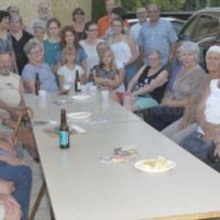 1ère-des-habitants-reunis-pour-un-moment-collectif-rare-deux-autres-rencontres-sont-prevues-cet-ete-1521731564